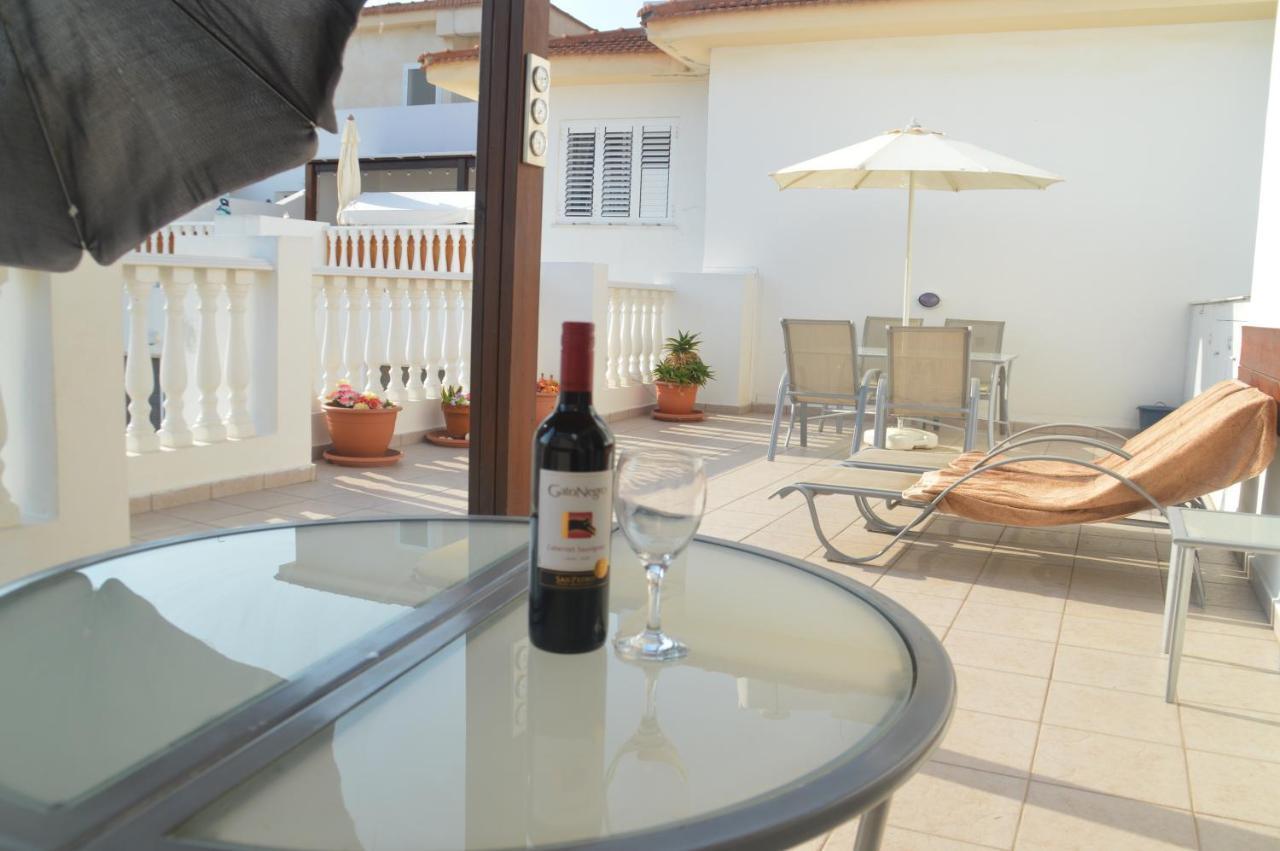 Apartmán Kapparis Penthouse Paralimni Exteriér fotografie