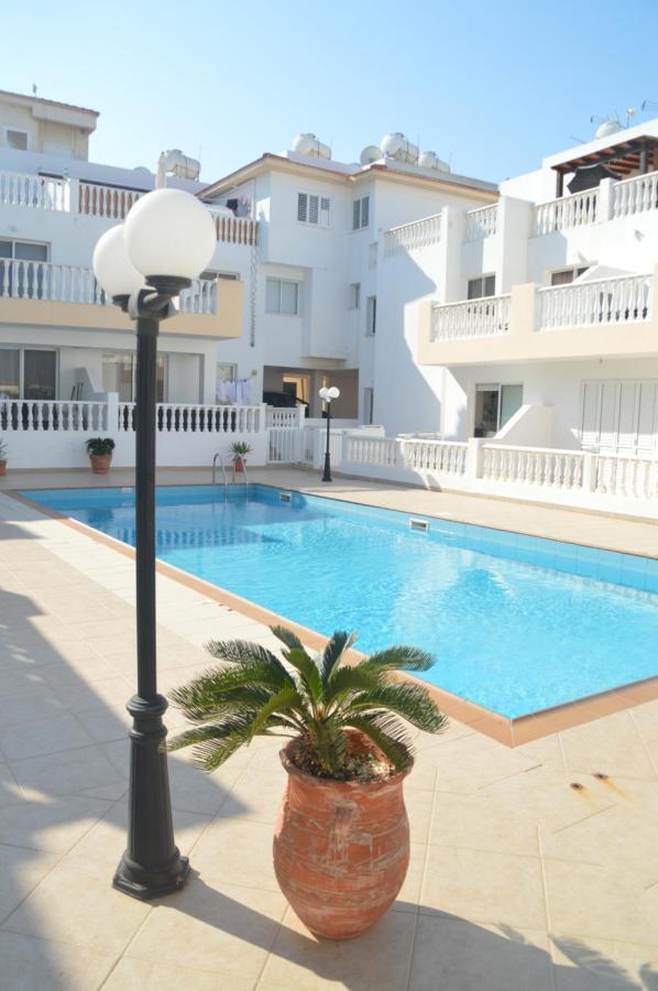 Apartmán Kapparis Penthouse Paralimni Exteriér fotografie