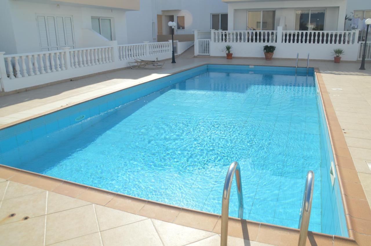 Apartmán Kapparis Penthouse Paralimni Exteriér fotografie